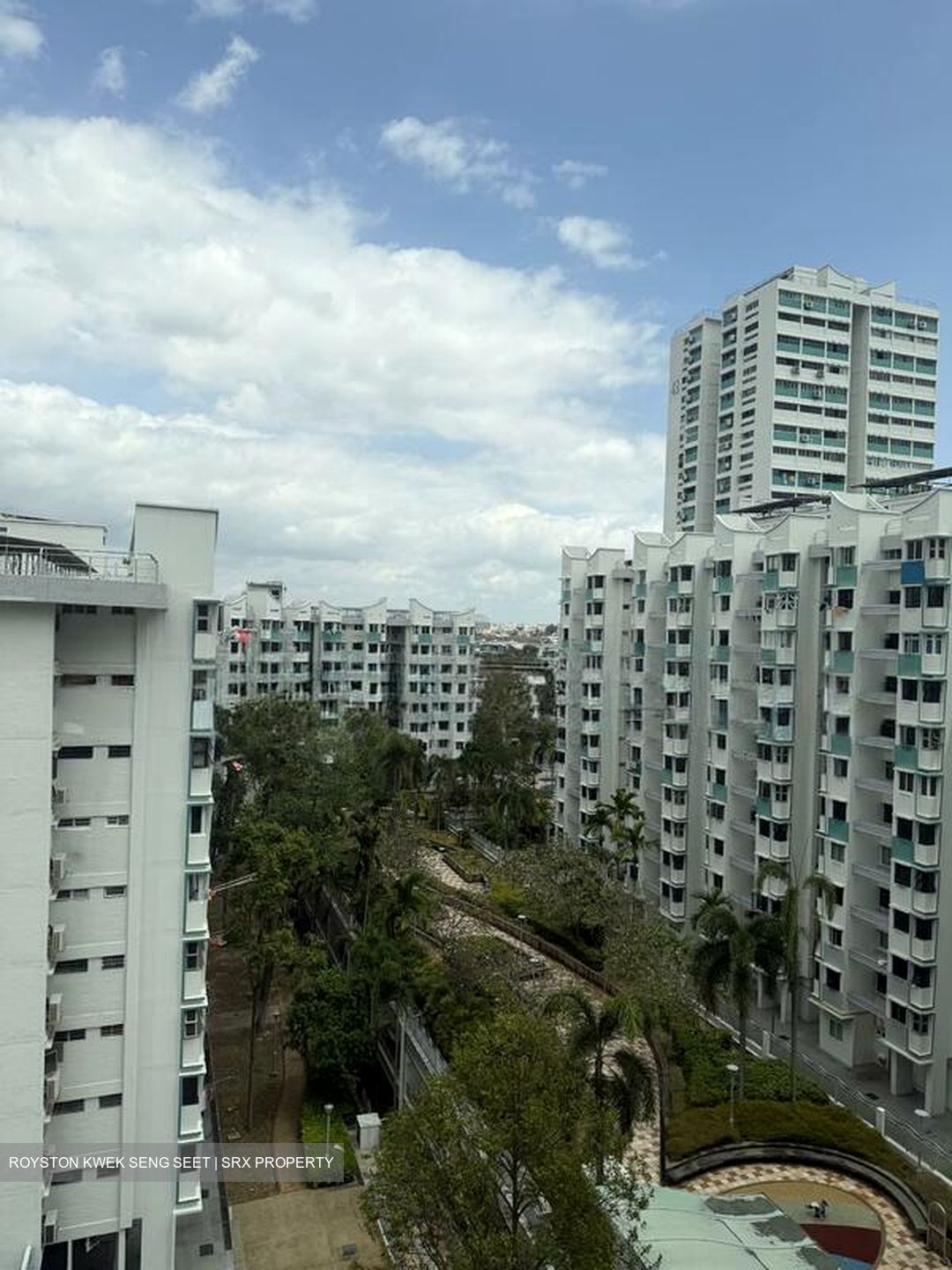 Blk 45 Marine Crescent Gardens (Marine Parade), HDB 4 Rooms #524433941